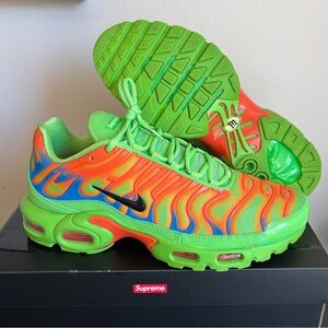 Supreme Nike Air Max Plus TN -  ‘Mean Green’ 
9.5 men’s